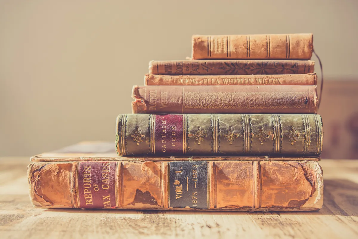 Books & Maps